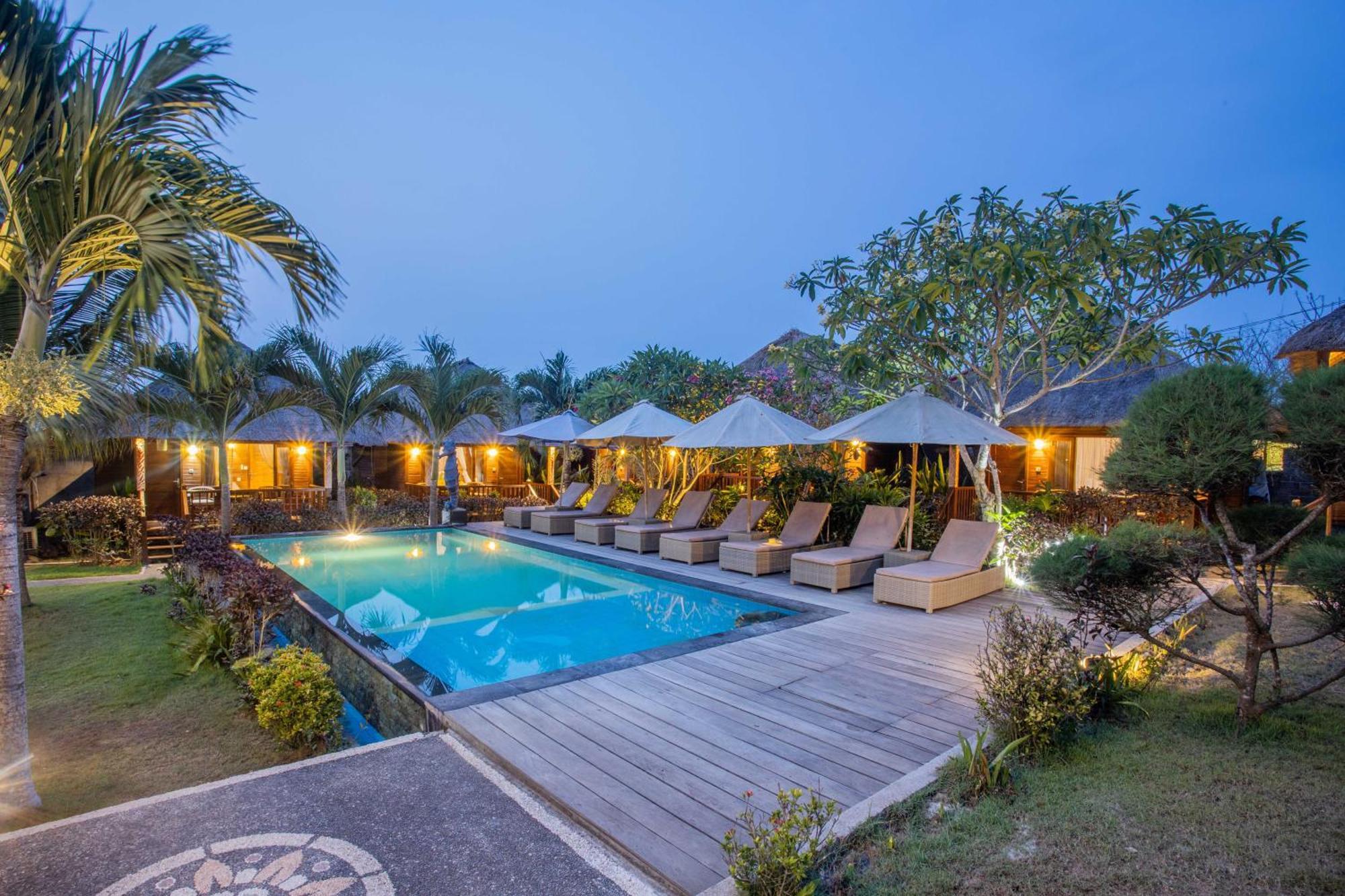 Отель Lembongan Mantra Huts Экстерьер фото