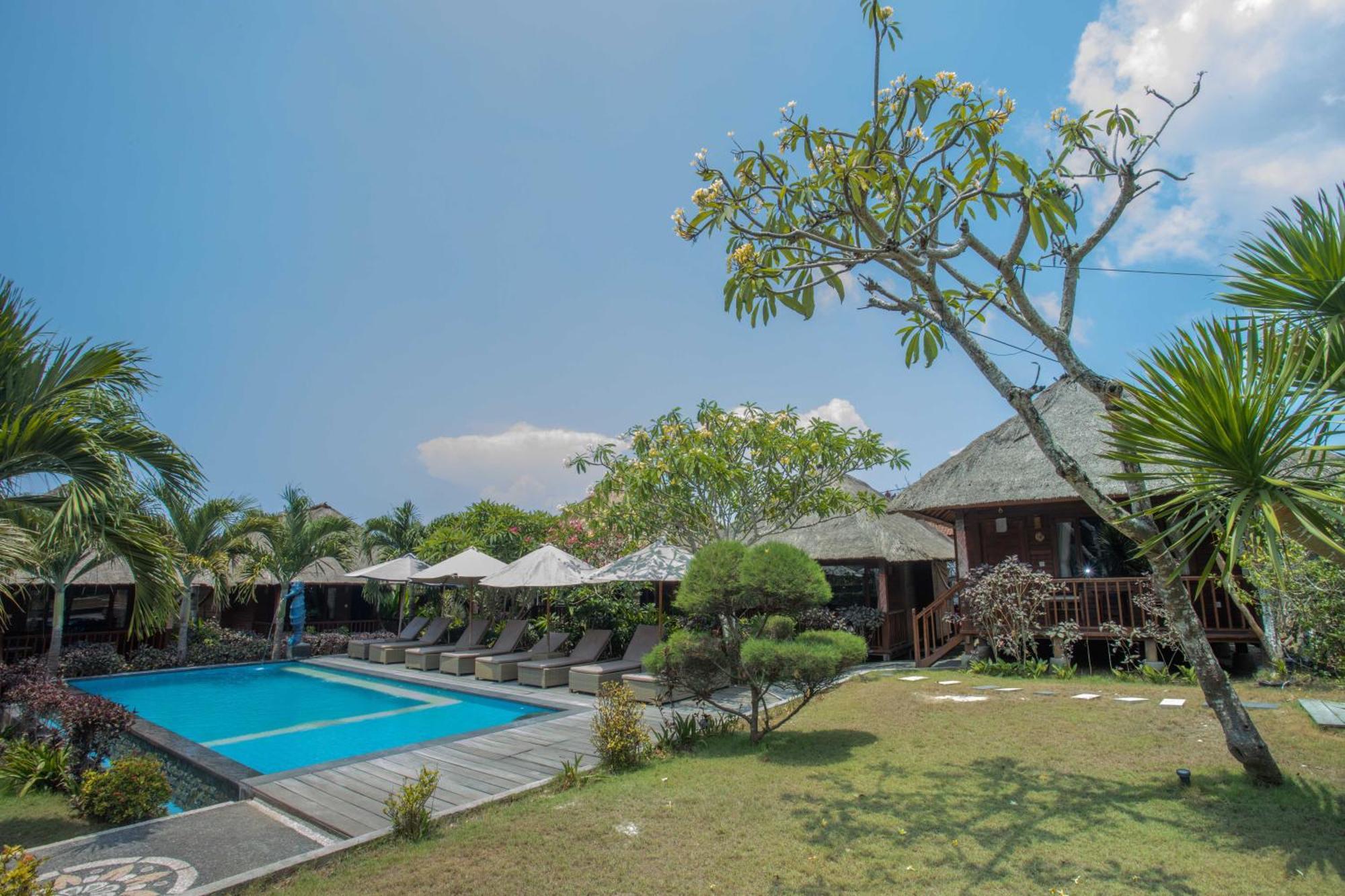 Отель Lembongan Mantra Huts Экстерьер фото